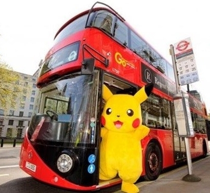버스 타는 피카츄가 목격돼 화제다.
최근 영국 런던교통공사(Transport for London)는 2014년 ‘버스의 해(Year of the Bus)’를 맞아 애니메이션 ‘포켓몬스터’의 메인 캐릭터 ‘피카츄’와 함께하는 이벤트를 진행했다.
　