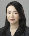 조현아(기업인/대한항공기내서비스호텔사업부문총괄부사장/칼호텔네트워크대표이사)
조양호 한진그룹 회장의 맏딸인 조현아<사진> 대한항공 부사장이 한진관광 대표이사로 선임되면서 한진그룹의 항공-호텔-관광을 잇는 체인이 완성됐다.