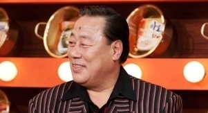 정동남(탤런트/영화배우/한국구조연합회회장)
탤런트 정동남 대한구조연합회 회장이 진도 여객선 세월호 생존자 구조활동에 나섰다.