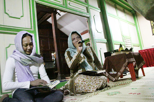 Two transgender women recite the Holy Koran at the relaunch on Friday of the Transvestites Islamic Boarding School (pesantren) Al Fatah in Yogyakarta ― probably the only one in the world. The school has two dozen students, mostly migrants from other provinces.   The Jakarta Post