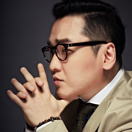 윤일상(작곡가/가수/내가네트워크)
As the death toll from the ferry accident continues to rise day by day, veteran composer Yoon Il-sang has written a requiem for the victims.
Yoon Il-sang.   Yoon Il-sang Twitter