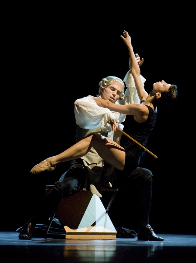 A scene from “Nacho Duato ― Multiplicity, Forms of Silence and Emptiness.”    UBC
