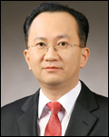 박동균(교수/대구한의대학교교수)
대구한의대학교는 오는 25일 학술정보관에서 ‘박근혜 정부의 4대악 척결-법질서 및 사회안전 정책의 평가와 과제’ 주제로 치안정책 학술대회를 개최한다.