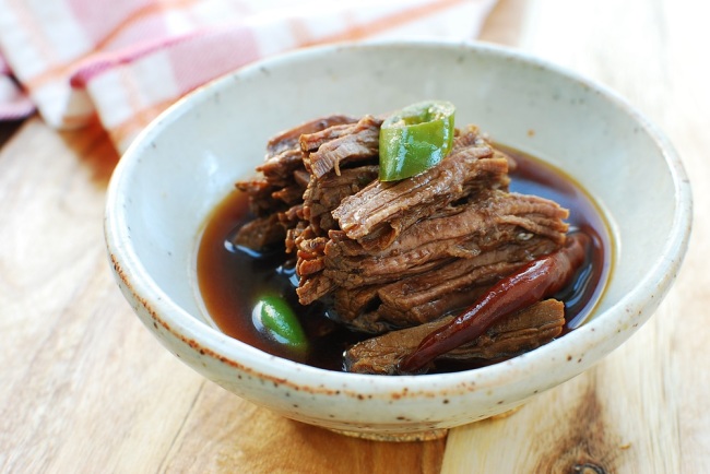 Jangjorim (soy-braised beef)