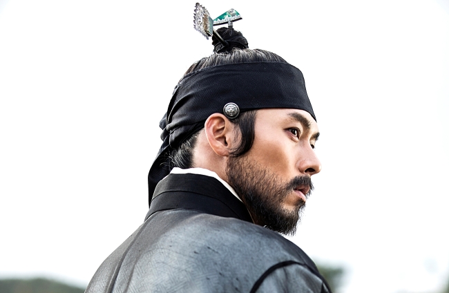 Hyun Bin.   All That Cinema