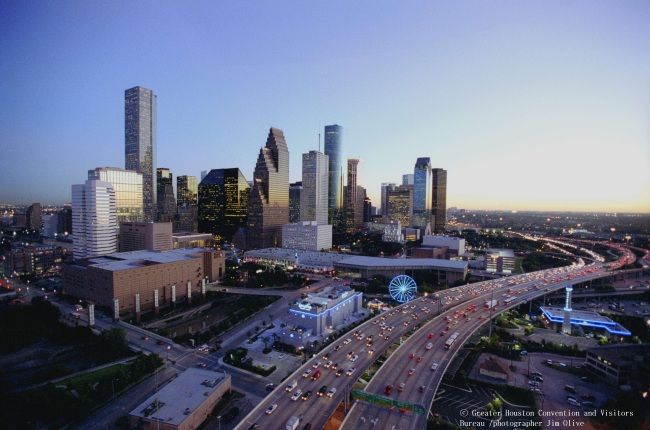 A panoramic view of downtown Houston   Greater Houston Convention and Visitors Bureau