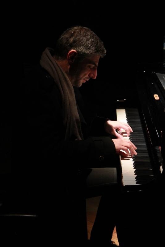Giovanni Mirabassi.   Plus Hitch