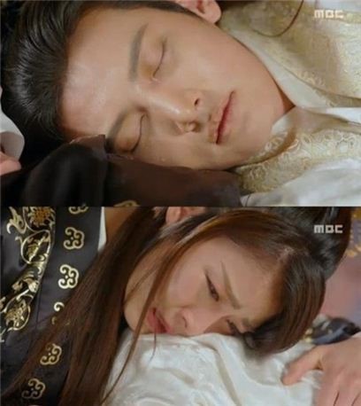 지창욱(위부터/영화배우/글로리어스엔터테인먼트),하지원(영화배우/탤런트)
MBC 드라마 ‘기황후’ 마지막회가 뜨거운 인기 속에 방영된 가운데 실제 역사 속 배경인 북원과 주원장을 다뤄 눈길을 모았다.