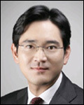 이재용(기업인/삼성전자부회장)
이재용<사진> 삼성전자 부회장이 삼성그룹 사장단과 함께 30일 경기 안산 화랑유원지에 마련된 세월호 침몰사고 희생자 합동분향소를 찾아 찾았다.