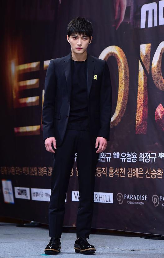 김재중(재중/가수/영화배우/JYJ)
JYJ member and actor Kim Jae-joong admitted on Wednesday that MBC TV show “Triangle” most likely would be his last show before military enlistment.