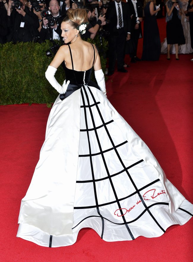 Old world glamour in black and white at Met gala - The Korea Herald Old world glamour in black and white at Met gala - The Korea Herald
