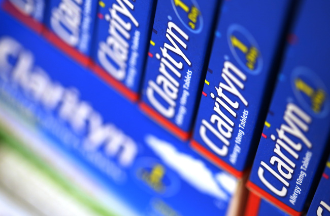 Packets of Clarityn allergy tablets, manufactured by Merck & Co., sit on display at a pharmacy in London.   Bloomberg