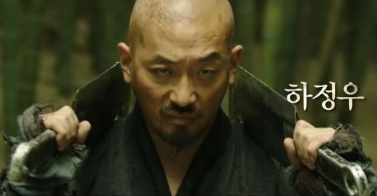 하정우(김성훈/영화배우/영화감독)
영화 ‘군도 : 민란의 시대’(이하 ‘군도’)의 예고편과 포스터가 공개됐다.