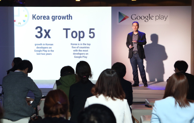 Google Play Jamie Rosenberg
Jamie Rosenberg, vice president of Google’s digital content, speaks at a Google Play event for its partners and the media in Seoul on Monday.    Google Korea