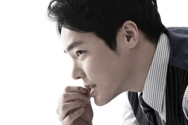 휘성(최휘성/가수/YMC엔터테인먼트)
미니앨범 ‘The Best Man’으로 돌아온 휘성이 12일 타이틀곡 ‘Night and Day’를 발표하고, 국내 주요 음원차트 상위권을 모두 석권했다.