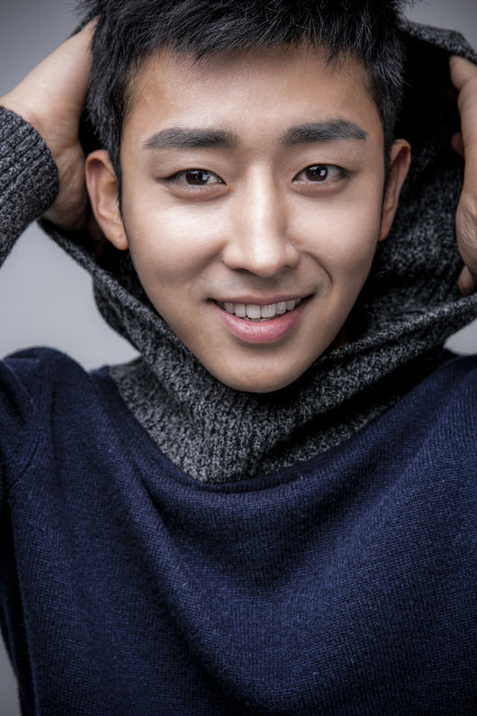 손호준(영화배우/탤런트/코어콘텐츠미디어)
손호준이 KBS 2TV 새 월화드라마 ‘트로트의 연인’(극본 오선형/연출 이재상/제작 제이에스픽처스)에 장준현(지현우 분)의 매니저인 설태송 역으로 전격 합류했다.