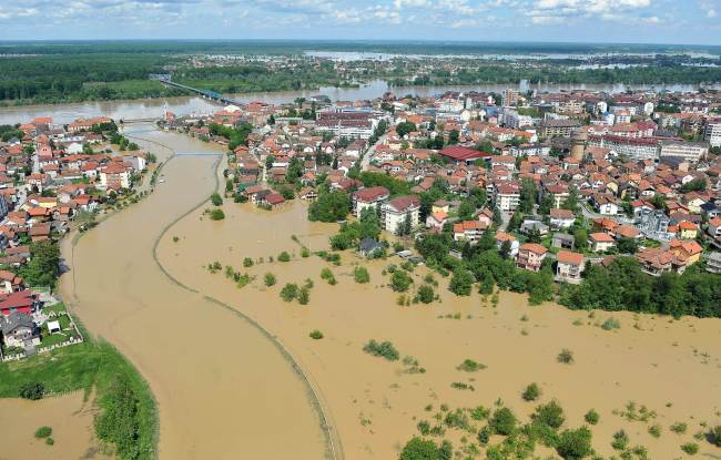 An aerial view shows a flooded area near the northern Bosnian town of Brcko on Sunday.   AFP-Yonhap