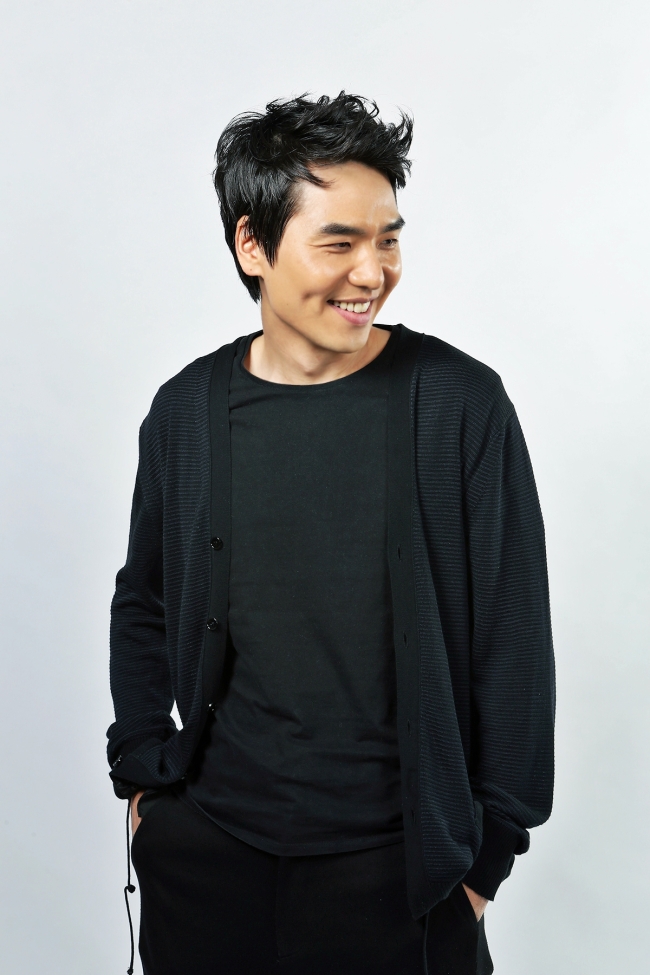 김태훈(영화배우/탤런트)
배우 김태훈이 JYP엔터테인먼트(대표이사 정욱)와 전속 계약을 체결했다.