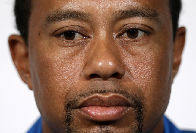 Tiger Woods takes part in a press conference in Bethesda, Maryland, Monday. AP-Yonhap