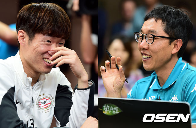 박지성(좌부터/축구선수/PSV아인트호벤미드필더),김제동(MC/개그맨/디컴퍼니)
‘영원한 캡틴’ 박지성이 21일 수원월드컵경기장에서 열린 에인트호벤 내한경기 기자회견에서 방송인 김제동의 질문에 웃음을 터뜨렸다.
