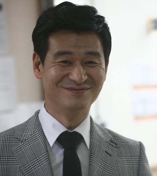 박혁권(연극배우/탤런트/가족액터스)
배우 박혁권이 드라마 ‘트로트의 연인’에 캐스팅됐다.