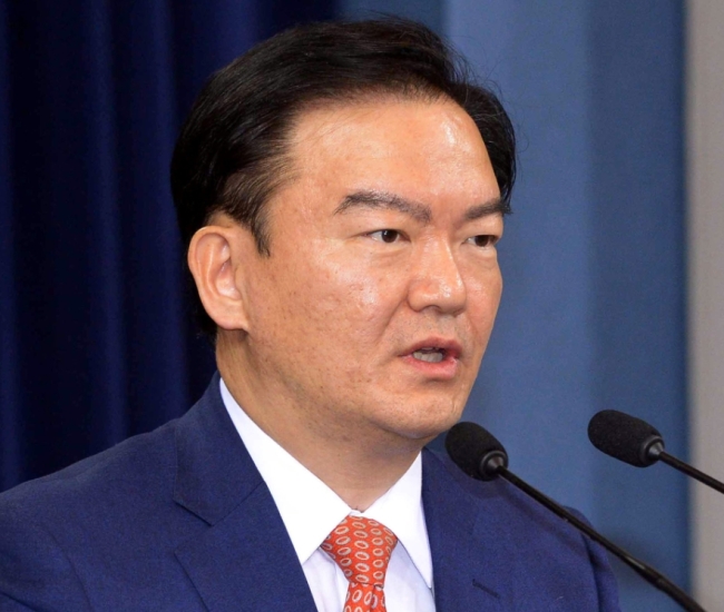 민경욱(정무직공무원/전앵커/대통령비서실대변인)