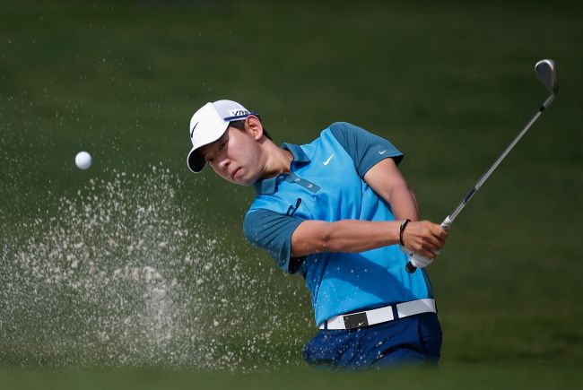 Korea’s Noh Seung-yul plays a shot on the 11th hole at the Colonial on Thursday.
AFP-Yonhap