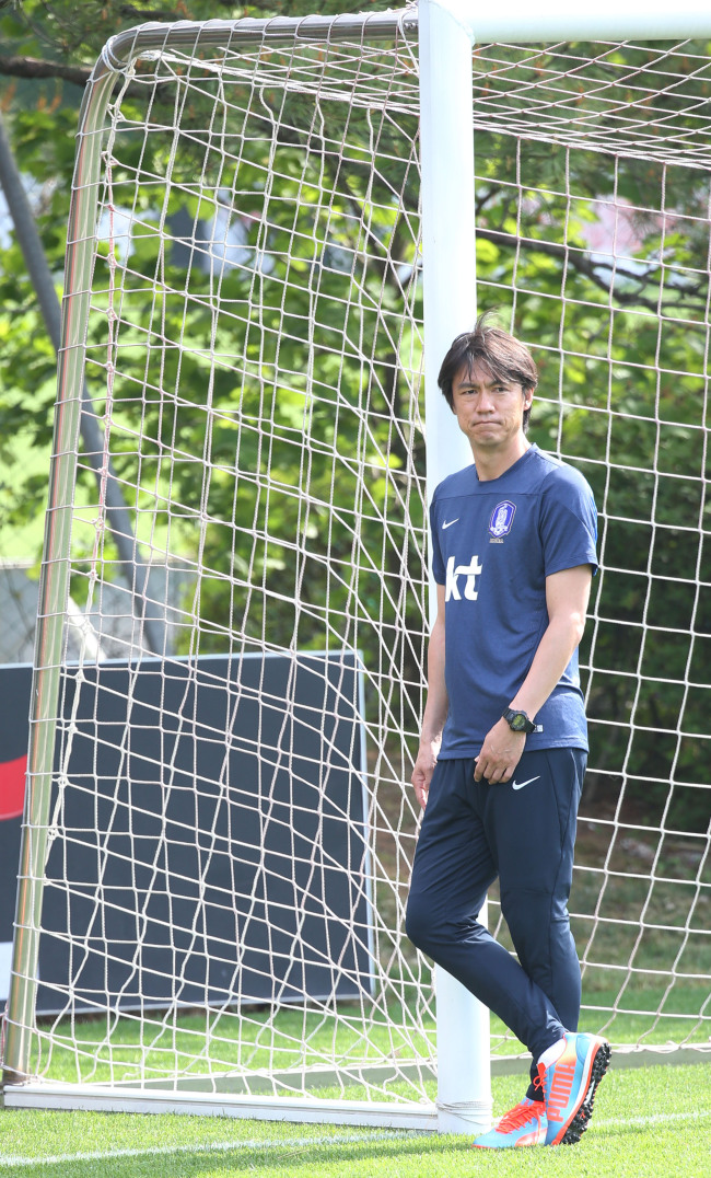 Korea head coach Hong Myung-bo   Yonhap