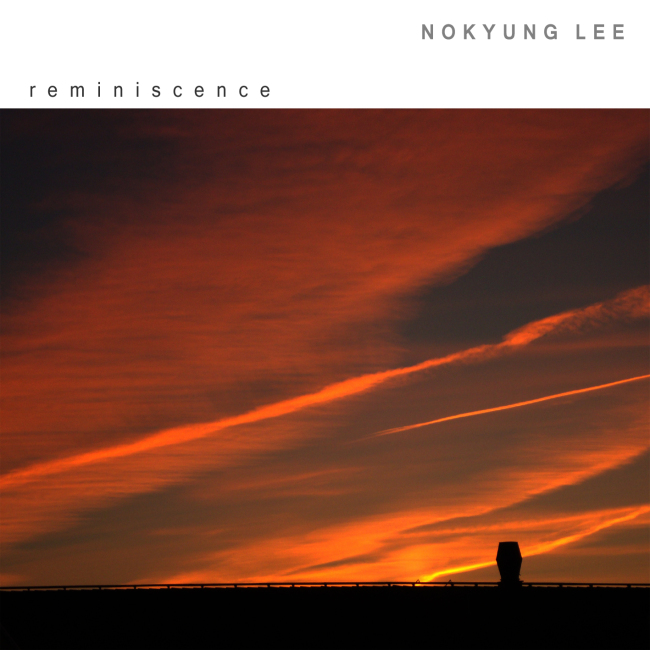 재즈 피아니스트 이노경이 미공개 음원 모음 앨범 ‘레미니슨스(Reminiscence)’를 발매했다.
이노경은 보스턴 버클리 대학교와 뉴욕 퀸즈 대학원에서 재즈 피아노를 수료한 뒤 귀국해 ‘플라워 유(Flower You)’, ‘매치메이커(Matchmaker)’, ‘어 차일드 이즈 본(A Child Is Born)’ 등의 앨범을 발매하며 연주 활동을 펼쳐왔다.