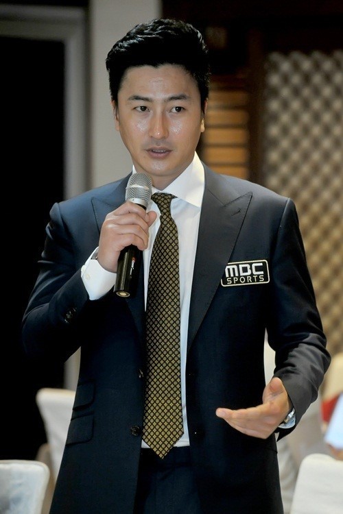 안정환(스포츠해설가/전축구선수/리혜원라이프스타일컴퍼니대표이사/MBC해설위원)
안정환은 요즘 예능인으로, 또 축구해설가로도 주목받고 있다.