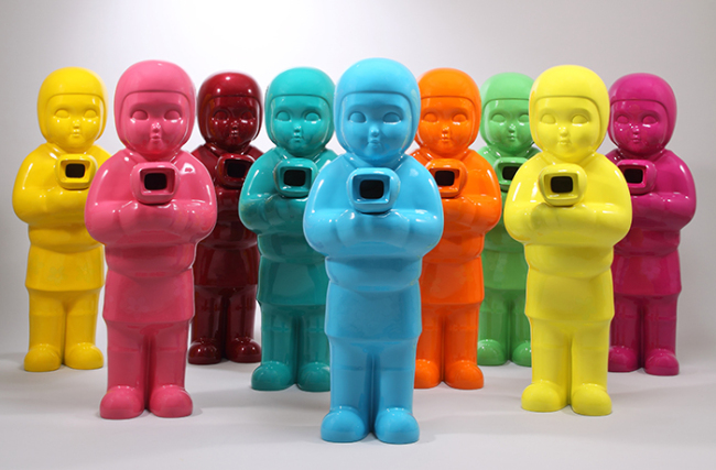 사진설명=최성철 꿈꾸는 소녀. 가변설치 painted on F,R,P, 2009 [사진제공=문화공장오산]