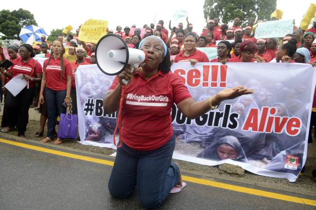 Nollywood celebrity Patience Ozokwor pleads for the release of the more than 200 abducted Chibok school girls in Lagos, Nigeria, Thursday.   AFP-Yonhap