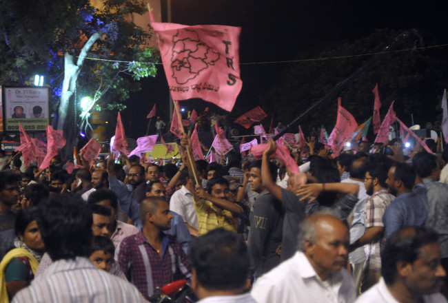 Supporters of Telangana gather to celebrate India’s 29th state, Telangana, in Hyderabad, India, Monday.   AFP-Yonhap