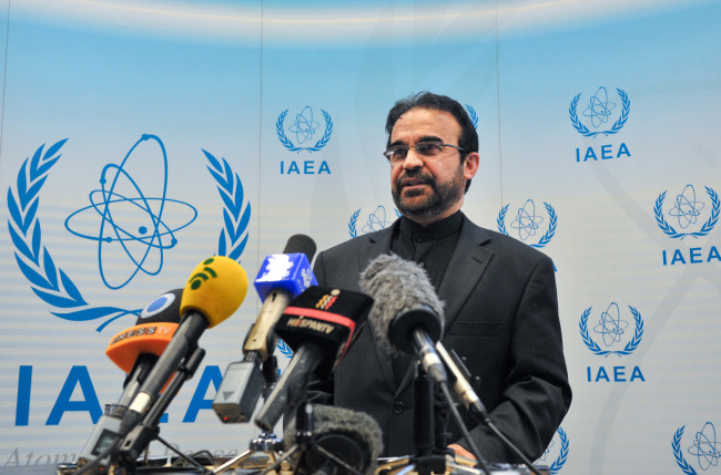 <YONHAP PHOTO-1244> (140604) -- VIENNA, June 4, 2014 (Xinhua) -- Reza Najafi, Iranian envoy to the International Atomic Energy Agency (IAEA), speaks to the media in Vienna, June 4, 2014. Tehran hopes the UN nuclear watchdog could provide substantive document concerning Iranian nuclear activities which might be related to alleged nuclear weapon program, Iran's envoy to the International Atomic Energy Agency (IAEA) said on Wednesday. (Xinhua/Qian Yi)/2014-06-05 12:55:46/ <저작권자 ⓒ 1980-2014 ㈜연합뉴스. 무단 전재 재배포 금지.>
<YONHAP PHOTO-1244> (140604) -- VIENNA, June 4, 2014 (Xinhua) -- Reza Najafi, Iranian envoy to the International Atomic Energy Agency (IAEA), speaks to the media in Vienna, June 4, 2014. Tehran hopes the UN nuclear watchdog could provide substantive document concerning Iranian nuclear activities which might be related to alleged nuclear weapon program, Iran's envoy to the International Atomic Energy Agency (IAEA) said on Wednesday. (Xinhua/Qian Yi)/2014-06-05 12:55:46/ <저작권자 ⓒ 1980-2014 ㈜연합뉴스. 무단 전재 재배포 금지.>
<YONHAP PHOTO-1244> (140604) -- VIENNA, June 4, 2014 (Xinhua) -- Reza Najafi, Iranian envoy to the International Atomic Energy Agency (IAEA), speaks to the media in Vienna, June 4, 2014. Tehran hopes the UN nuclear watchdog could provide substantive document concerning Iranian nuclear activities which might be related to alleged nuclear weapon program, Iran's envoy to the International Atomic Energy Agency (IAEA) said on Wednesday. (Xinhua/Qian Yi)/2014-06-05 12:55:46/ <저작권자 ⓒ 1980-2014 ㈜연합뉴스. 무단 전재 재배포 금지.>
<YONHAP PHOTO-1244> (140604) -- VIENNA, June 4, 2014 (Xinhua) -- Reza Najafi, Iranian envoy to the International Atomic Energy Agency (IAEA), speaks to the media in Vienna, June 4, 2014. Tehran hopes the UN nuclear watchdog could provide substantive document concerning Iranian nuclear activities which might be related to alleged nuclear weapon program, Iran's envoy to the International Atomic Energy Agency (IAEA) said on Wednesday. (Xinhua/Qian Yi)/2014-06-05 12:55:46/ <저작권자 ⓒ 1980-2014 ㈜연합뉴스. 무단 전재 재배포 금지.>
<YONHAP PHOTO-1244> (140604) -- VIENNA, June 4, 2014 (Xinhua) -- Reza Najafi, Iranian envoy to the International Atomic Energy Agency (IAEA), speaks to the media in Vienna, June 4, 2014. Tehran hopes the UN nuclear watchdog could provide substantive document concerning Iranian nuclear activities which might be related to alleged nuclear weapon program, Iran's envoy to the International Atomic Energy Agency (IAEA) said on Wednesday. (Xinhua/Qian Yi)/2014-06-05 12:55:46/ <저작권자 ⓒ 1980-2014 ㈜연합뉴스. 무단 전재 재배포 금지.>
<YONHAP PHOTO-1244> (140604) -- VIENNA, June 4, 2014 (Xinhua) -- Reza Najafi, Iranian envoy to the International Atomic Energy Agency (IAEA), speaks to the media in Vienna, June 4, 2014. Tehran hopes the UN nuclear watchdog could provide substantive document concerning Iranian nuclear activities which might be related to alleged nuclear weapon program, Iran's envoy to the International Atomic Energy Agency (IAEA) said on Wednesday. (Xinhua/Qian Yi)/2014-06-05 12:55:46/ <저작권자 ⓒ 1980-2014 ㈜연합뉴스. 무단 전재 재배포 금지.>
<YONHAP PHOTO-1244> (140604) -- VIENNA, June 4, 2014 (Xinhua) -- Reza Najafi, Iranian envoy to the International Atomic Energy Agency (IAEA), speaks to the media in Vienna, June 4, 2014. Tehran hopes the UN nuclear watchdog could provide substantive document concerning Iranian nuclear activities which might be related to alleged nuclear weapon program, Iran's envoy to the International Atomic Energy Agency (IAEA) said on Wednesday. (Xinhua/Qian Yi)/2014-06-05 12:55:46/ <저작권자 ⓒ 1980-2014 ㈜연합뉴스. 무단 전재 재배포 금지.>
<YONHAP PHOTO-1244> (140604) -- VIENNA, June 4, 2014 (Xinhua) -- Reza Najafi, Iranian envoy to the International Atomic Energy Agency (IAEA), speaks to the media in Vienna, June 4, 2014. Tehran hopes the UN nuclear watchdog could provide substantive document concerning Iranian nuclear activities which might be related to alleged nuclear weapon program, Iran's envoy to the International Atomic Energy Agency (IAEA) said on Wednesday. (Xinhua/Qian Yi)/2014-06-05 12:55:46/ <저작권자 ⓒ 1980-2014 ㈜연합뉴스. 무단 전재 재배포 금지.>
<YONHAP PHOTO-1244> (140604) -- VIENNA, June 4, 2014 (Xinhua) -- Reza Najafi, Iranian envoy to the International Atomic Energy Agency (IAEA), speaks to the media in Vienna, June 4, 2014. Tehran hopes the UN nuclear watchdog could provide substantive document concerning Iranian nuclear activities which might be related to alleged nuclear weapon program, Iran's envoy to the International Atomic Energy Agency (IAEA) said on Wednesday. (Xinhua/Qian Yi)/2014-06-05 12:55:46/ <저작권자 ⓒ 1980-2014 ㈜연합뉴스. 무단 전재 재배포 금지.>
<YONHAP PHOTO-1244> (140604) -- VIENNA, June 4, 2014 (Xinhua) -- Reza Najafi, Iranian envoy to the International Atomic Energy Agency (IAEA), speaks to the media in Vienna, June 4, 2014. Tehran hopes the UN nuclear watchdog could provide substantive document concerning Iranian nuclear activities which might be related to alleged nuclear weapon program, Iran's envoy to the International Atomic Energy Agency (IAEA) said on Wednesday. (Xinhua/Qian Yi)/2014-06-05 12:55:46/ <저작권자 ⓒ 1980-2014 ㈜연합뉴스. 무단 전재 재배포 금지.>
<YONHAP PHOTO-1244> (140604) -- VIENNA, June 4, 2014 (Xinhua) -- Reza Najafi, Iranian envoy to the International Atomic Energy Agency (IAEA), speaks to the media in Vienna, June 4, 2014. Tehran hopes the UN nuclear watchdog could provide substantive document concerning Iranian nuclear activities which might be related to alleged nuclear weapon program, Iran's envoy to the International Atomic Energy Agency (IAEA) said on Wednesday. (Xinhua/Qian Yi)/2014-06-05 12:55:46/ <저작권자 ⓒ 1980-2014 ㈜연합뉴스. 무단 전재 재배포 금지.>
<YONHAP PHOTO-1244> (140604) -- VIENNA, June 4, 2014 (Xinhua) -- Reza Najafi, Iranian envoy to the International Atomic Energy Agency (IAEA), speaks to the media in Vienna, June 4, 2014. Tehran hopes the UN nuclear watchdog could provide substantive document concerning Iranian nuclear activities which might be related to alleged nuclear weapon program, Iran's envoy to the International Atomic Energy Agency (IAEA) said on Wednesday. (Xinhua/Qian Yi)/2014-06-05 12:55:46/ <저작권자 ⓒ 1980-2014 ㈜연합뉴스. 무단 전재 재배포 금지.>
<YONHAP PHOTO-1244> (140604) -- VIENNA, June 4, 2014 (Xinhua) -- Reza Najafi, Iranian envoy to the International Atomic Energy Agency (IAEA), speaks to the media in Vienna, June 4, 2014. Tehran hopes the UN nuclear watchdog could provide substantive document concerning Iranian nuclear activities which might be related to alleged nuclear weapon program, Iran's envoy to the International Atomic Energy Agency (IAEA) said on Wednesday. (Xinhua/Qian Yi)/2014-06-05 12:55:46/ <저작권자 ⓒ 1980-2014 ㈜연합뉴스. 무단 전재 재배포 금지.>
<YONHAP PHOTO-1244> (140604) -- VIENNA, June 4, 2014 (Xinhua) -- Reza Najafi, Iranian envoy to the International Atomic Energy Agency (IAEA), speaks to the media in Vienna, June 4, 2014. Tehran hopes the UN nuclear watchdog could provide substantive document concerning Iranian nuclear activities which might be related to alleged nuclear weapon program, Iran's envoy to the International Atomic Energy Agency (IAEA) said on Wednesday. (Xinhua/Qian Yi)/2014-06-05 12:55:46/ <저작권자 ⓒ 1980-2014 ㈜연합뉴스. 무단 전재 재배포 금지.>
<YONHAP PHOTO-1244> (140604) -- VIENNA, June 4, 2014 (Xinhua) -- Reza Najafi, Iranian envoy to the International Atomic Energy Agency (IAEA), speaks to the media in Vienna, June 4, 2014. Tehran hopes the UN nuclear watchdog could provide substantive document concerning Iranian nuclear activities which might be related to alleged nuclear weapon program, Iran's envoy to the International Atomic Energy Agency (IAEA) said on Wednesday. (Xinhua/Qian Yi)/2014-06-05 12:55:46/ <저작권자 ⓒ 1980-2014 ㈜연합뉴스. 무단 전재 재배포 금지.>
<YONHAP PHOTO-1244> (140604) -- VIENNA, June 4, 2014 (Xinhua) -- Reza Najafi, Iranian envoy to the International Atomic Energy Agency (IAEA), speaks to the media in Vienna, June 4, 2014. Tehran hopes the UN nuclear watchdog could provide substantive document concerning Iranian nuclear activities which might be related to alleged nuclear weapon program, Iran's envoy to the International Atomic Energy Agency (IAEA) said on Wednesday. (Xinhua/Qian Yi)/2014-06-05 12:55:46/ <저작권자 ⓒ 1980-2014 ㈜연합뉴스. 무단 전재 재배포 금지.>
Reza Najafi, Iranian envoy to the International Atomic Energy Agency, speaks in Vienna on Wednesday.   Xinhua-Yonhap