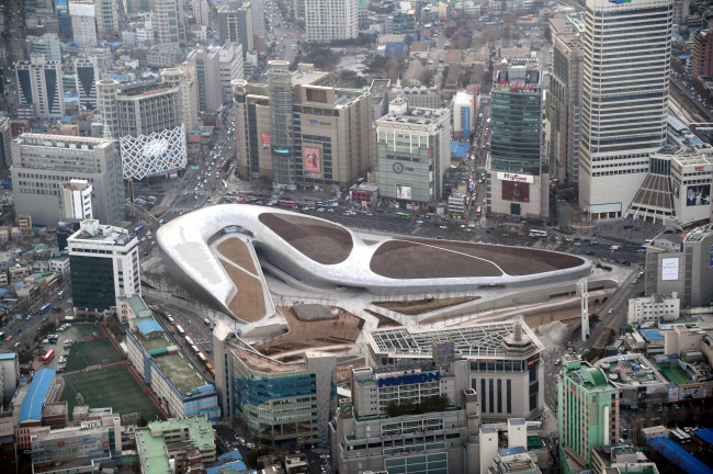 항공촬영-21일 개관하는 동대문디자인플라자<br />(2014 0306 청와대사진기자단)
항공촬영-21일 개관하는 동대문디자인플라자
(2014 0306 청와대사진기자단)