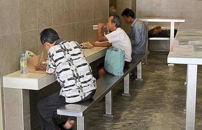 Kechara Soup Kitchen provides the homeless a warm meal and clean place to dine.   The Star
