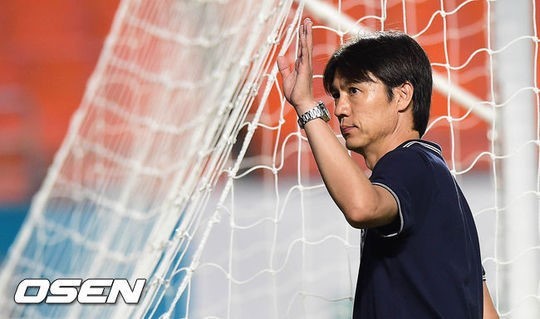홍명보(축구감독/전축구선수/축구국가대표팀)
“아직 실망하기 이르다”
한국 축구대표팀이 브라질월드컵 최종평가전서 졸전 끝에 가나에 0-4로 참패했다.