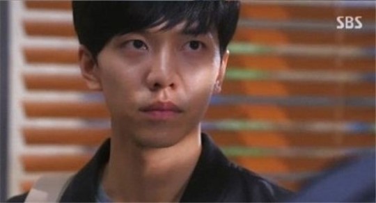 ▲ 너포위 이승기 눈 부상