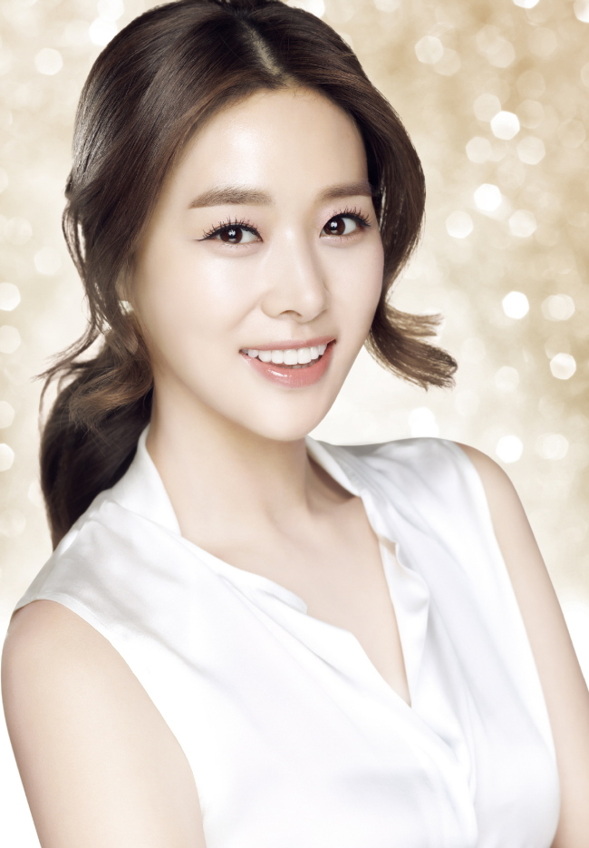 장신영(탤런트/영화배우)
LG생활건강은 배우 장신영을 라끄베르의 새 모델로 선정했다고 12일 밝혔다.