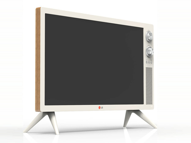 디지털은 기본이요, 초고화질(UHD)에 스마트까지 하루가 다르게 진화하고 있는 TV도 마찬가지다. 50~100개가 넘는 버튼이 들어간 복잡한 리모컨을 과감하거 버리고 70~80년대 흑백TV에 있던 채널 로터리를 단 것만으로도 LG전자 ‘클래식 TV’는 효자 상품으로 떠올랐다. 아날로그 특유의 여유와 단순함을 그리워하는 소비자들의 마음을 읽어, 첨단 디지털 기기에 덧입힌 결과다.