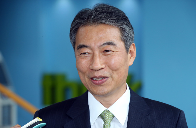 Chong Jong-sup, public administration minister