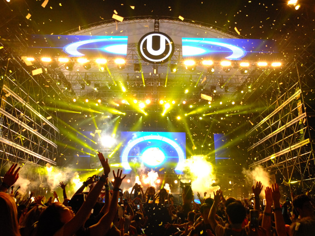 This year’s Ultra Music Festival Korea took place at Olympic Stadium in Seoul on June 13-14.   UMF Korea