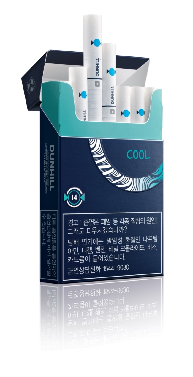 브리티쉬 아메리칸 토바코 코리아(이하 BAT 코리아)가 오는 6월 19일 던힐 최상의 시원함을 담은 14개비 포켓팩 캡슐담배 ‘던힐 쿨(Dunhill COOL)’을 출시한다. 이번에 새롭게 출시되는 던힐 쿨은 올 여름 시즌에 한해 1,500원에 판매될 예정이다.
던힐 쿨은 국내 캡슐담배시장에서 선풍을 일으키고 있는 던힐 센세이션스 시리즈의 세 번째 제품으로 ‘던힐 쿨 6MG(Dunhill COOL 6MG)‘와 ‘던힐 쿨 ONE(Dunhill COOL ONE)’ 등 2종으로 출시된다.