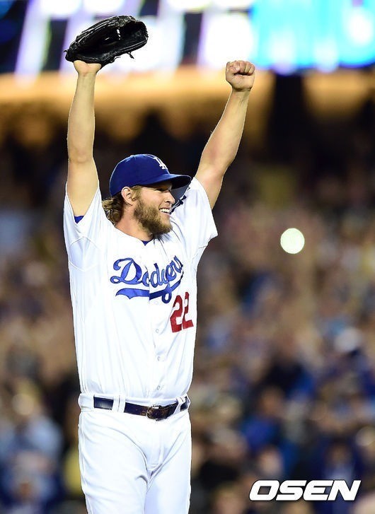 클레이튼커쇼(ClaytonKershaw/야구선수/LA다저스투수)
LA 다저스의 에이스 클레이튼 커쇼(26)가 ‘노히트노런’ 대기록을 달성한 가운데, MLB.com이 극찬을 했다.
