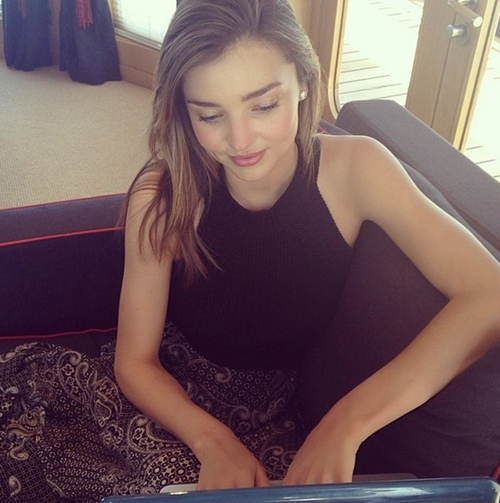 미란다커(MirandaKerr/모델)
미란다 커가 호주의 억만장자 제임스 파커와 요트 데이트를 즐겼다는 소식이 알려져 화제다.
[사진출처=미란다 커 인스타그램]
