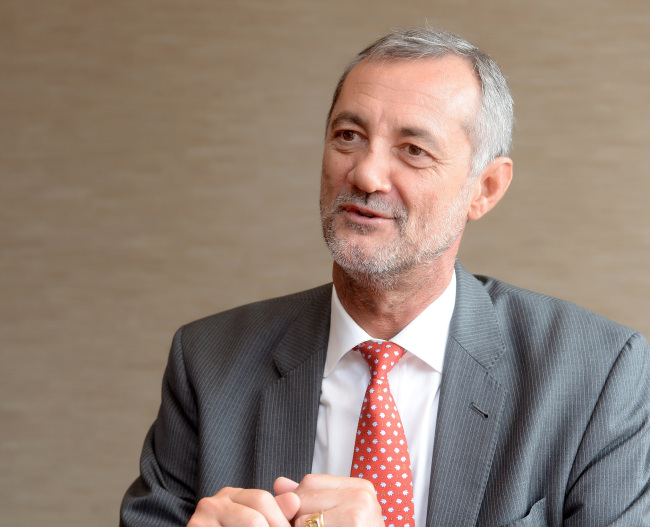 Roberto Ascoli, Imperial Tobacco Group’s division director for Asia, Russia, Turkey and Italy, poses after an interview with The Korea Herald on June 12.   Suk Gee-hyun/The Korea Herald