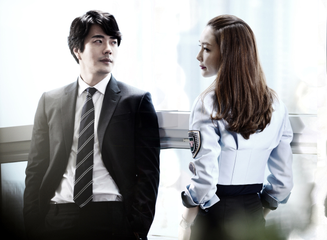 A still shows Kwon Sang-woo and Choi Ji-woo in SBS television series “Seduction.” (SBS)