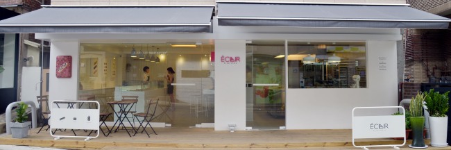 Eclair by Garuharu opened on June 27 on Itaewon’s Gyeongnidan Street. (Kim Myung-sub/The Korea Herald)