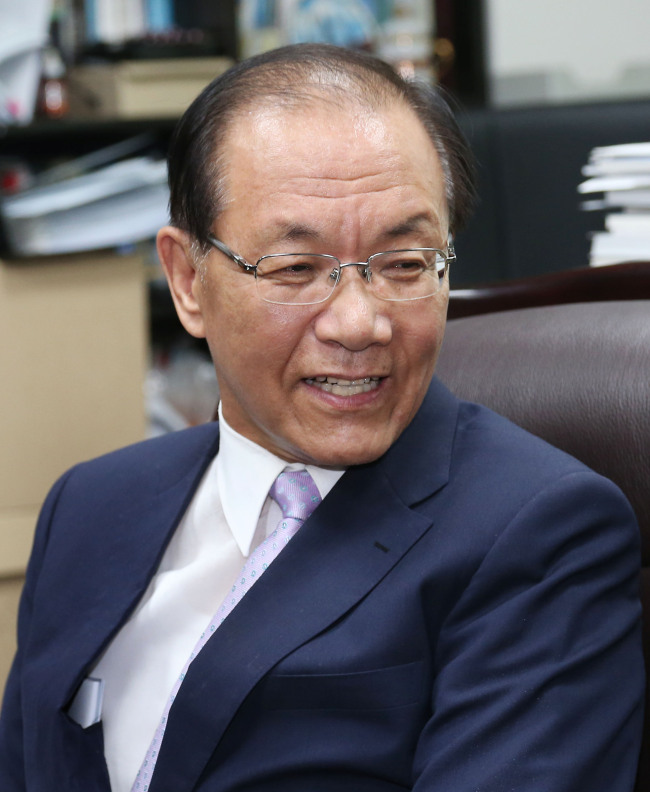 Hwang Woo-yea
