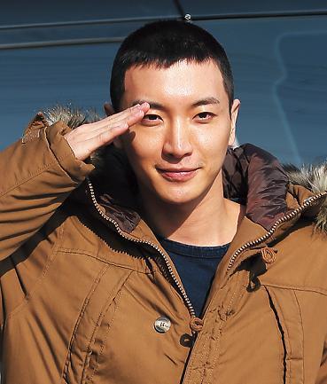 Lee Teuk. Yonhap